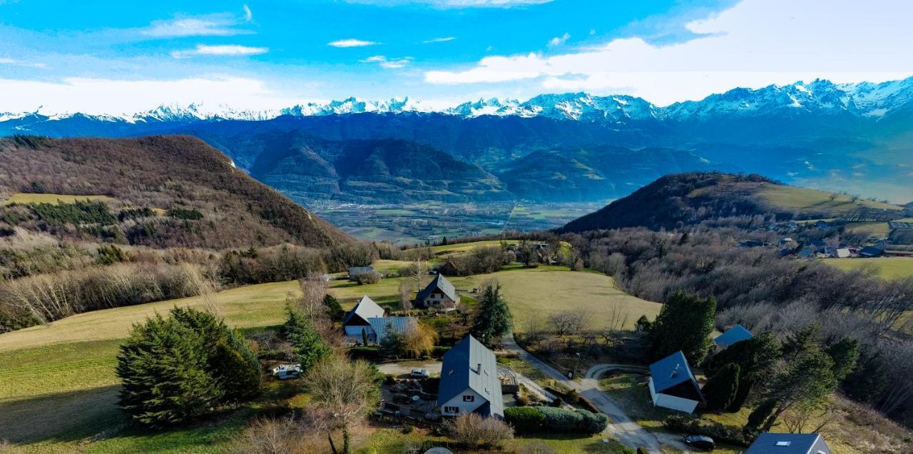 Maison Familiale En Montagne Avec Vue Merveilleuse Sur Le Massif De Belledonne Saint-Bernard  Exteriér fotografie